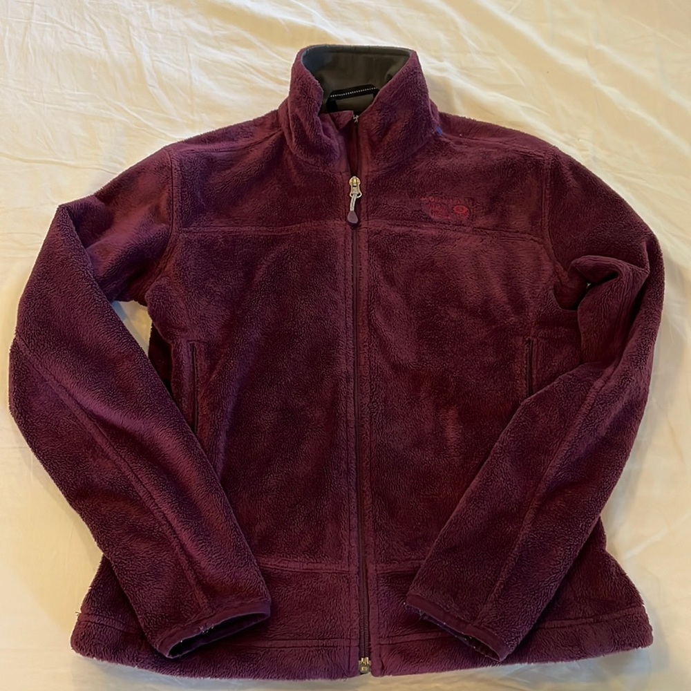 Mountain Hardwear full zip up
